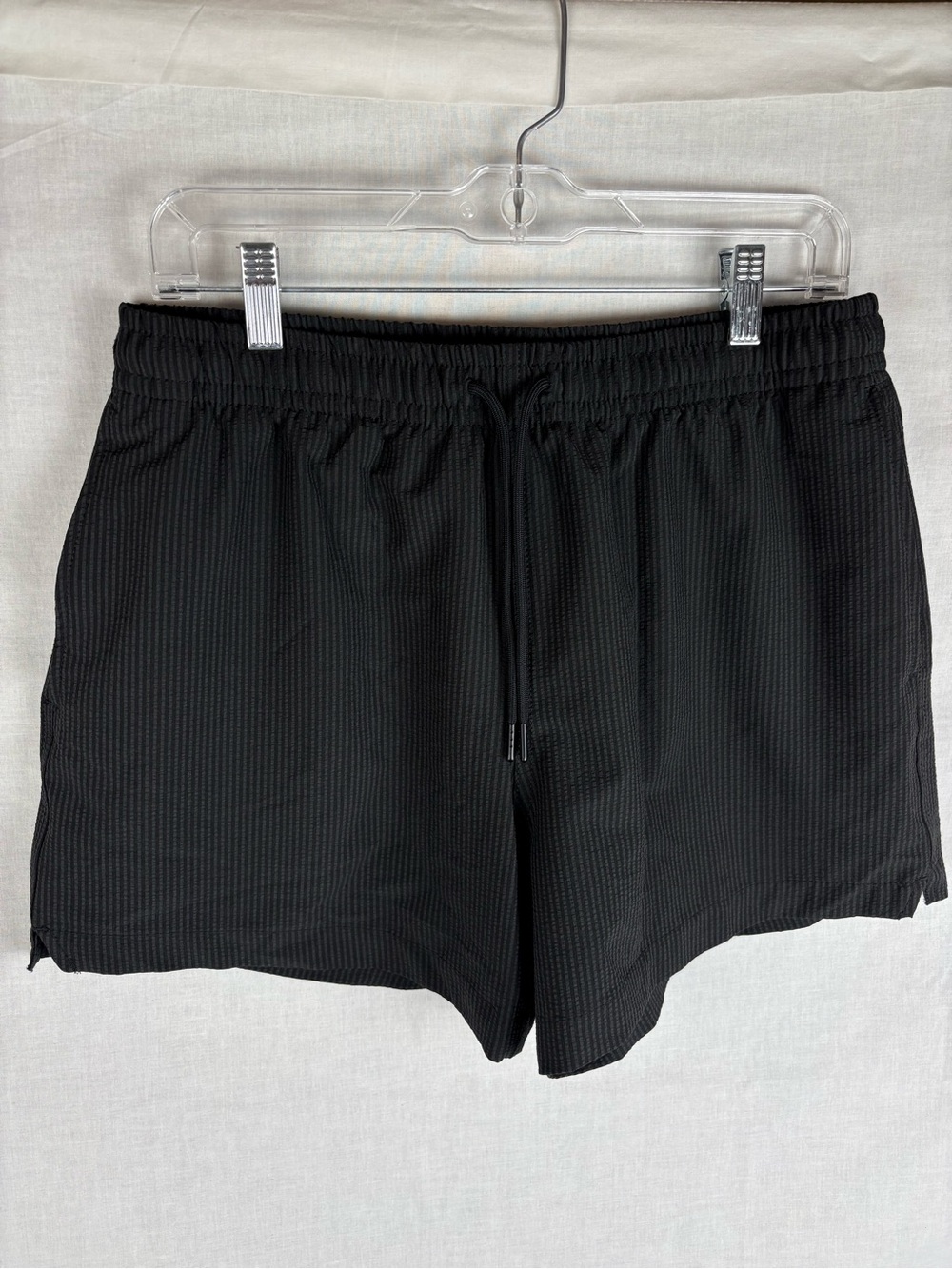 Abercrombie & Fitch Relaxed Stretch Black Stripe Pull-On Swim Trunks Size M